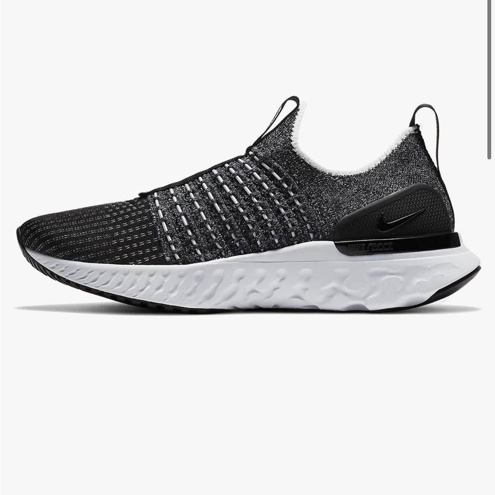 Nike React Phantom Flyknit Shoes
